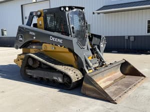 2021 John Deere 333G Image