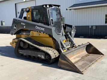 Main image John Deere 333G