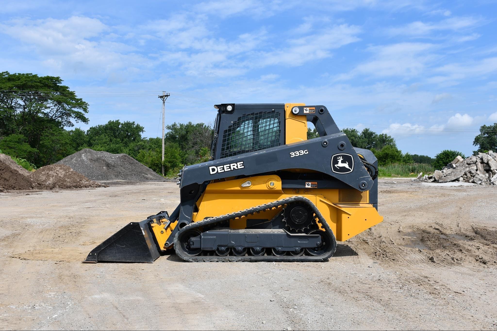 2021 John Deere 333G Equipment Image0