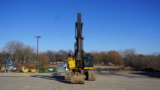 Image of John Deere 345G LC equipment image 3