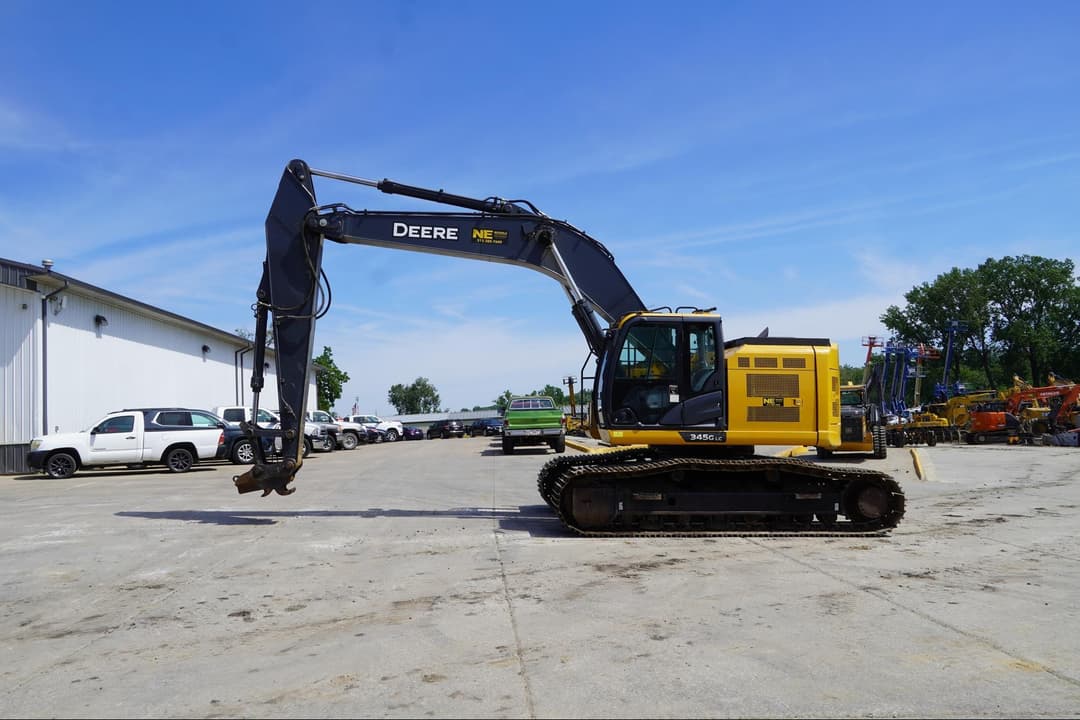 Image of John Deere 345G LC Primary image