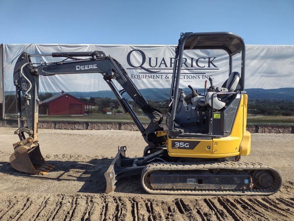 2021 John Deere 35G Equipment Image0