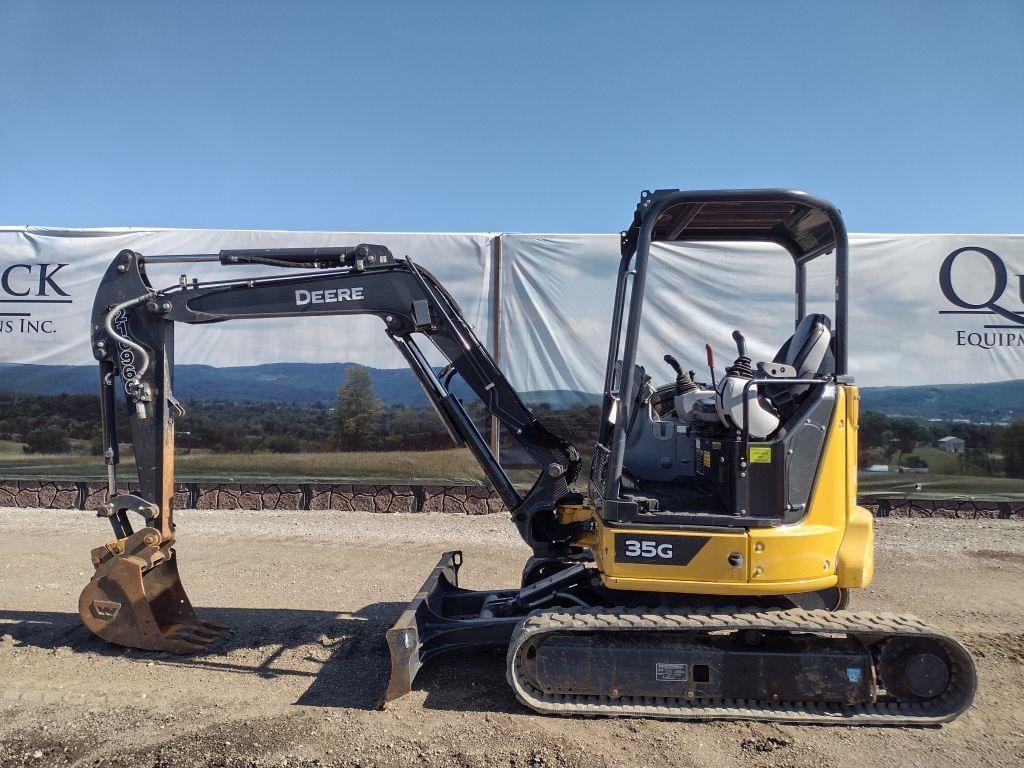2021 John Deere 35G Equipment Image0