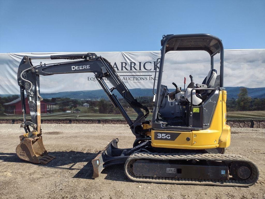 2021 John Deere 35G Equipment Image0