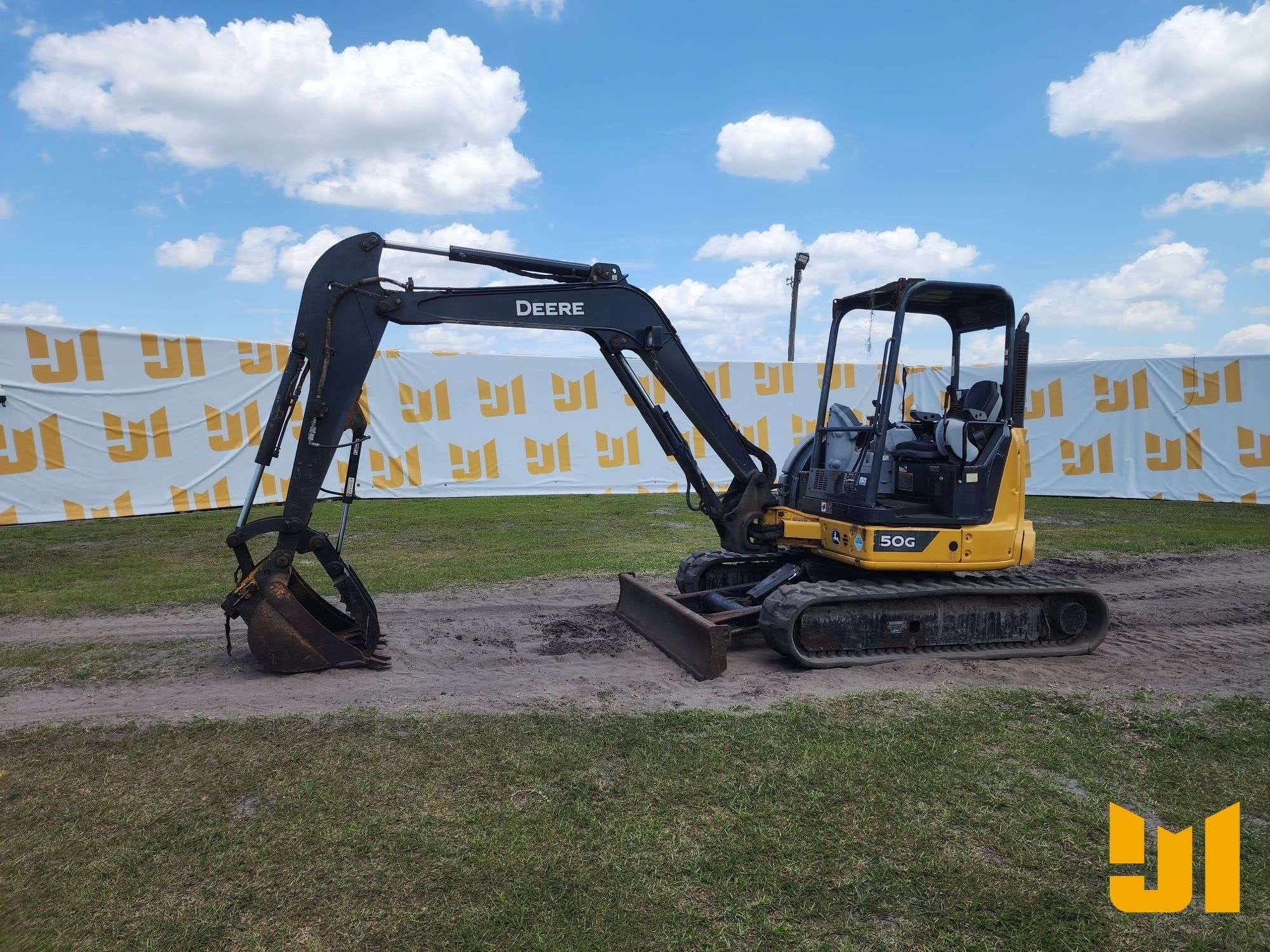2021 John Deere 50G Equipment Image0