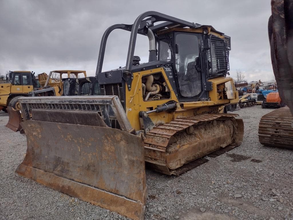 Image of John Deere 700L XLT Primary image