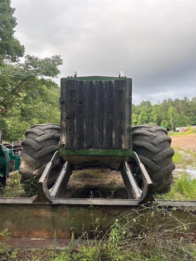 Image of John Deere 748L-II equipment image 1