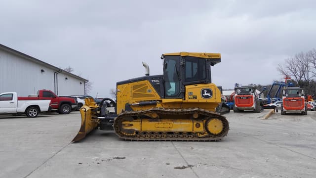 Image of John Deere 750L LGP equipment image 1