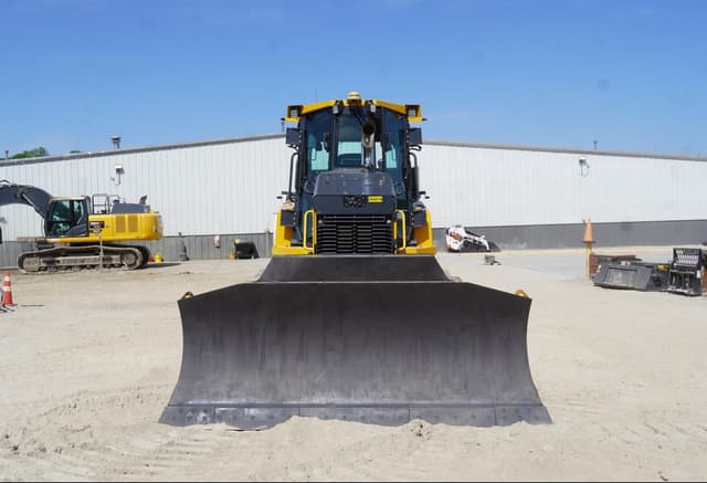 Image of John Deere 750L equipment image 2