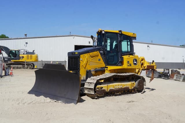 Image of John Deere 750L equipment image 1