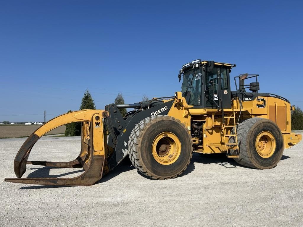 Image of John Deere 844L Primary image