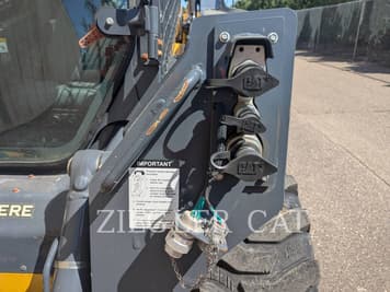 Main image John Deere 320G