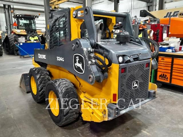 Image of John Deere 324G equipment image 2