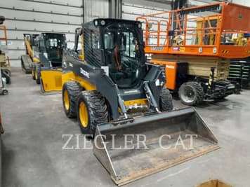 Main image John Deere 324G