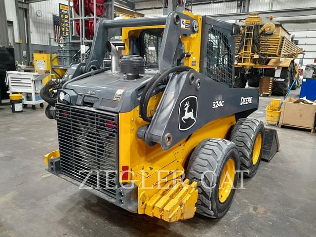 Image of John Deere 324G equipment image 4