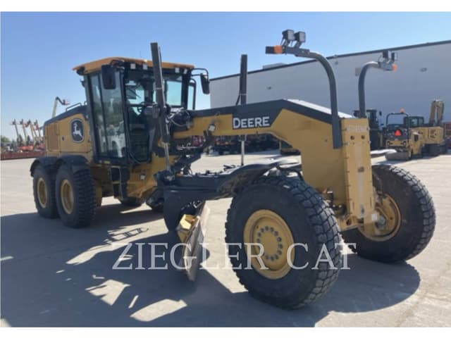 Image of John Deere 672G equipment image 1