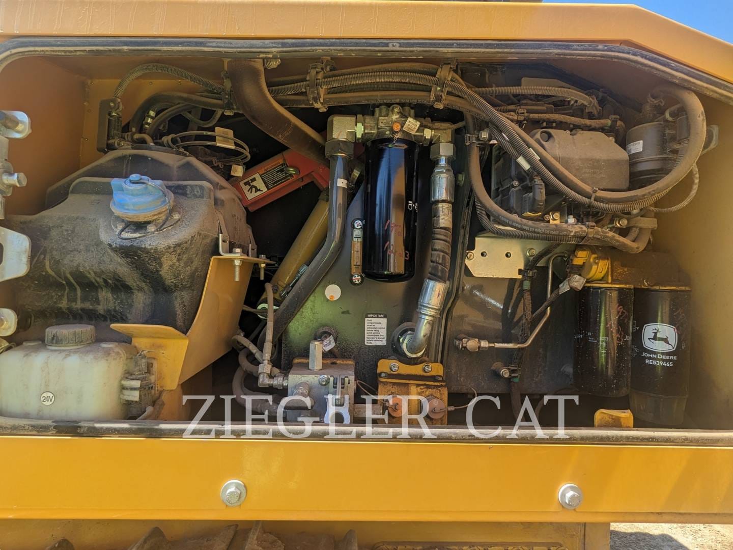 Main image John Deere 850L WLT