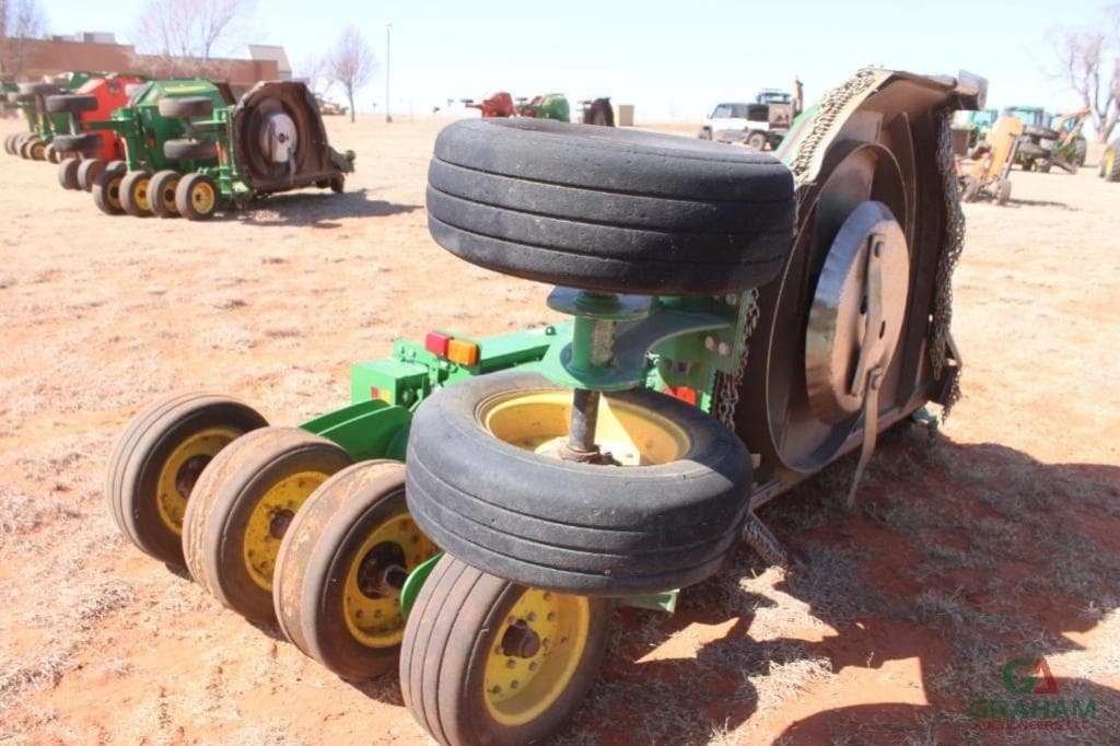 Image of John Deere R10 Image 1