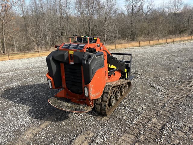 Image of Ditch Witch SK1050 equipment image 4