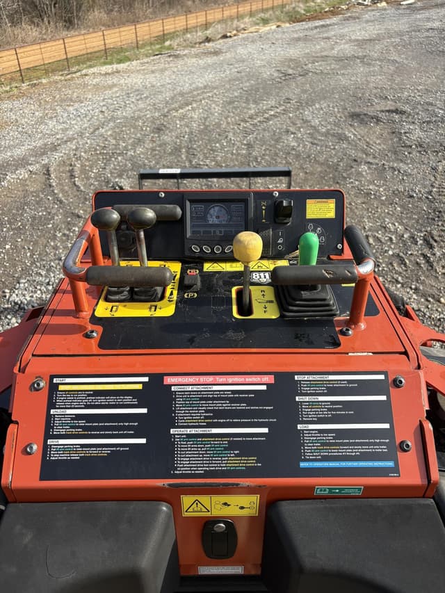 Image of Ditch Witch SK1050 equipment image 2