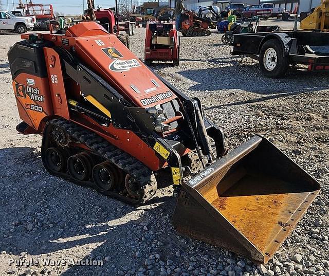 Image of Ditch Witch SK600 equipment image 2