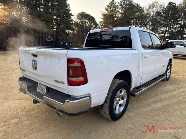 Image of Dodge Ram 1500 equipment image 1