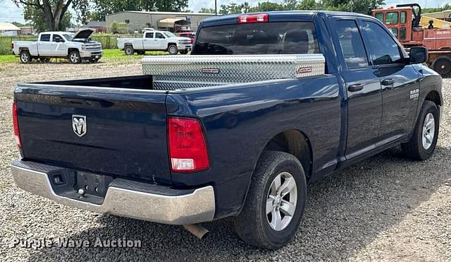 Image of Dodge Ram 1500 equipment image 3