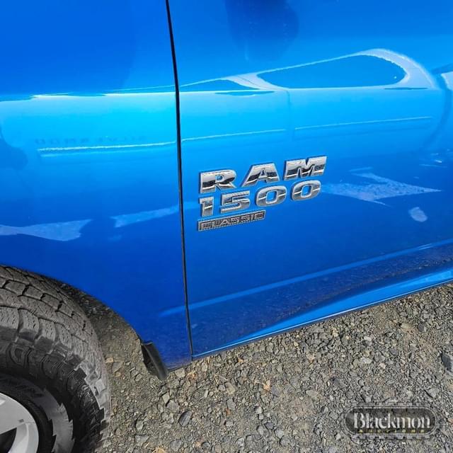 Image of Dodge Ram 1500 equipment image 1