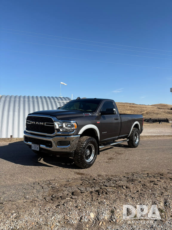 2021 Dodge Ram 3500 Equipment Image0