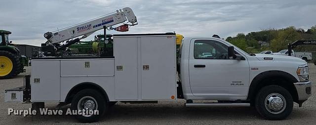 Image of Dodge Ram 3500 equipment image 3