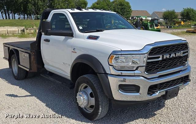 Image of Dodge Ram 5500 equipment image 2
