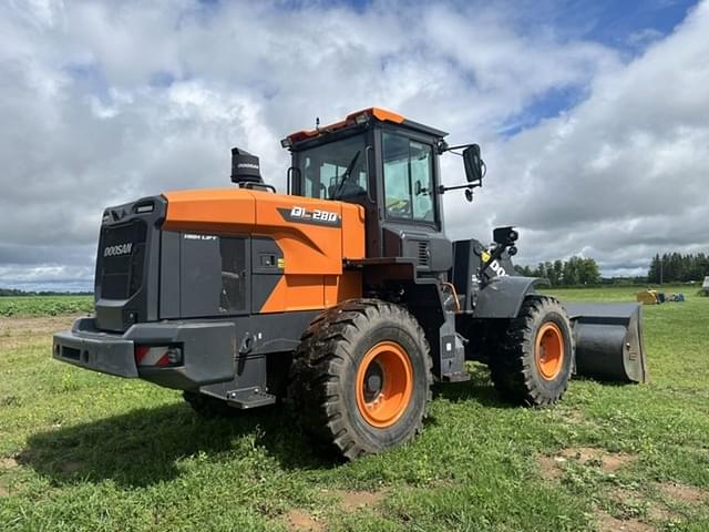 Image of  Doosan DL280 equipment image 3