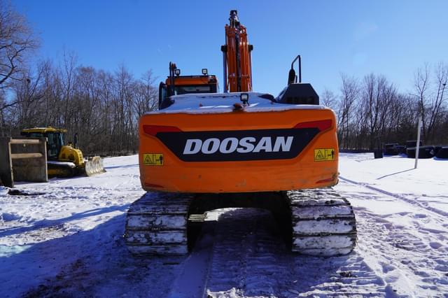 Image of  Doosan DX225LC-5 equipment image 2