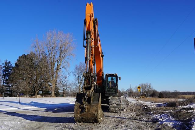 Image of  Doosan DX350LC-5 equipment image 4