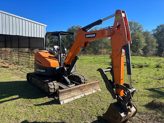 Image of  Doosan DX50 equipment image 1