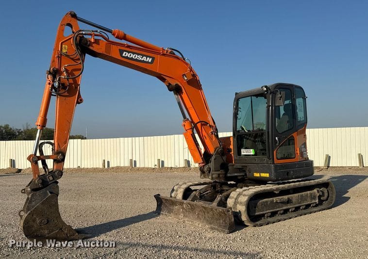 2021  Doosan DX85R-3 Equipment Image0