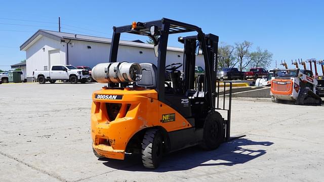 Image of  Doosan G25P-7 equipment image 4