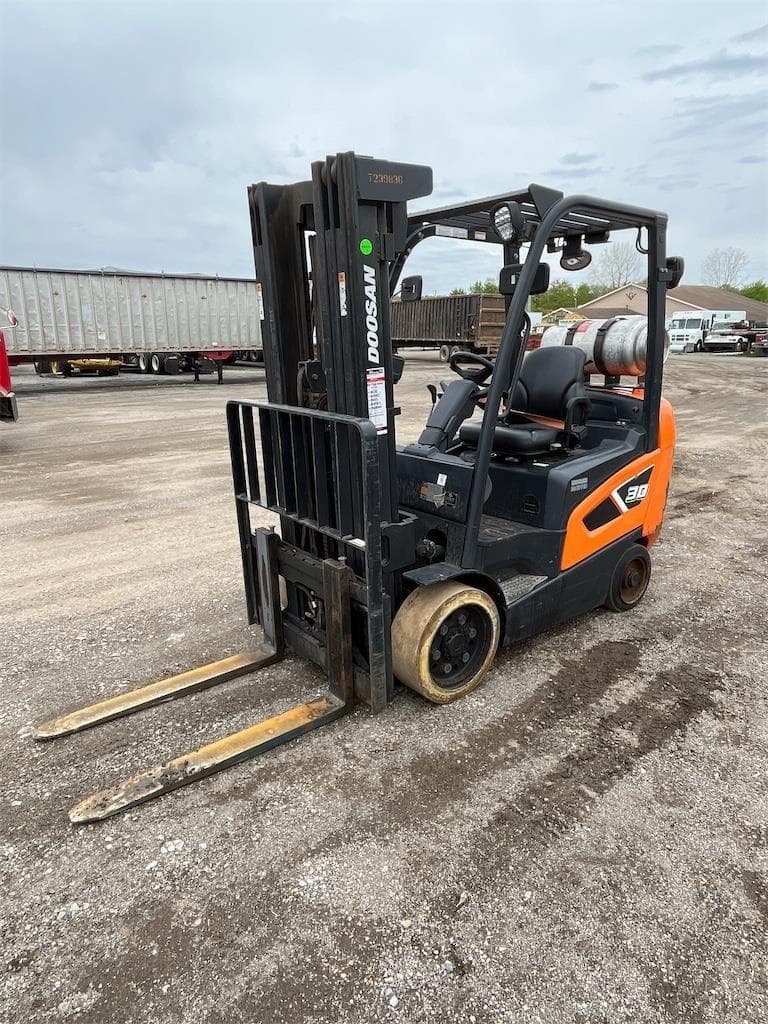 Image of  Doosan GC30S-9 Primary image