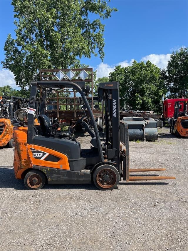 Image of Doosan GC30S-9 equipment image 3