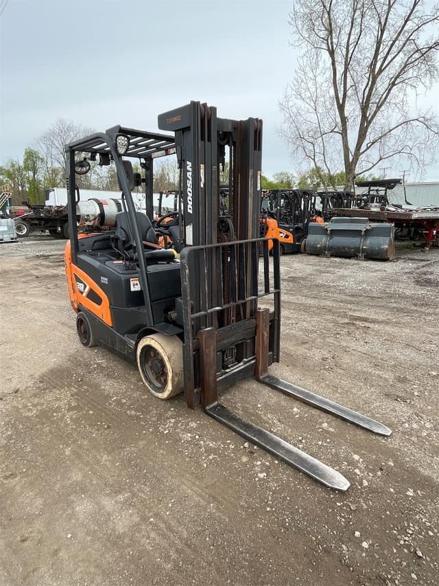 Image of  Doosan GC30S-9 equipment image 2