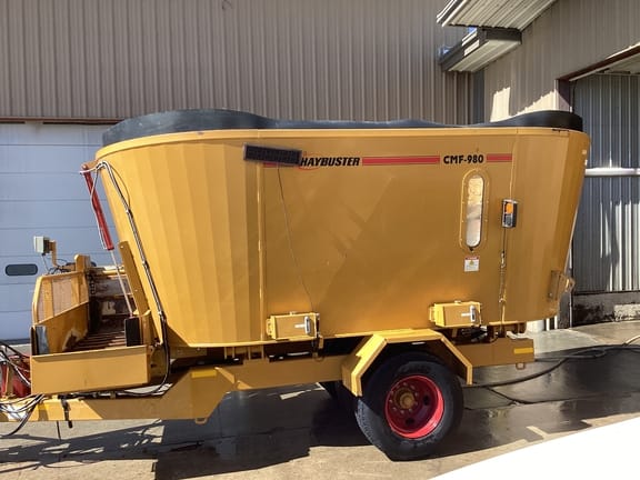 2021 Haybuster CMF-980 Equipment Image0