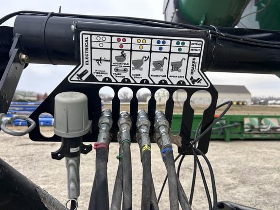 Image of Elmers Haulmaster 1700 equipment image 4