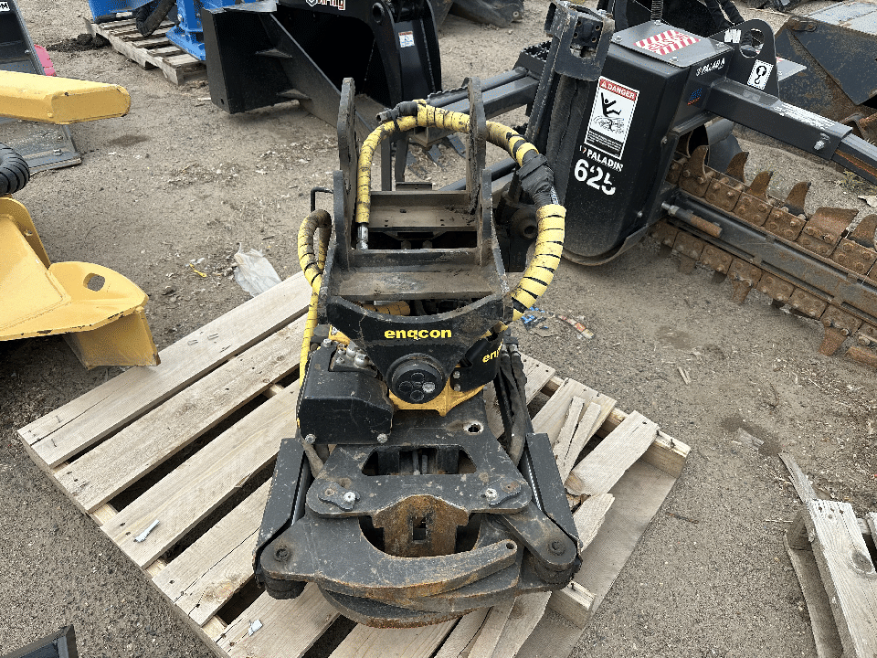 2021 Engcon EC206 Equipment Image0