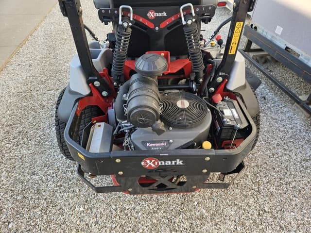 Image of Exmark Lazer Z equipment image 2