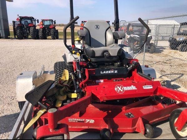 2021 Exmark Lazer Z Equipment Image0