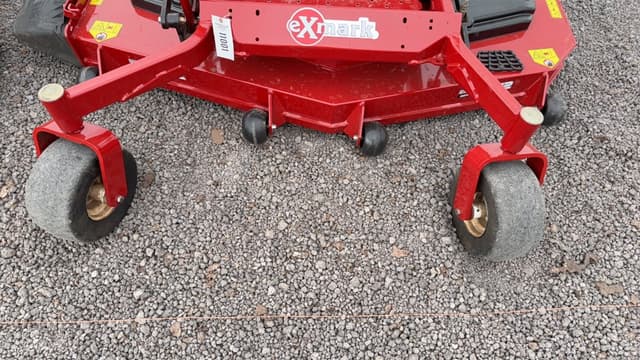 Image of Exmark Lazer Z equipment image 3