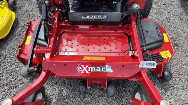 Image of Exmark Lazer Z equipment image 4