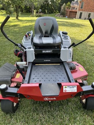 Image of Exmark QZE725GKC equipment image 1
