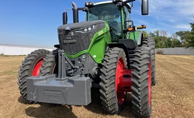 Image of Fendt 1038 Vario equipment image 1
