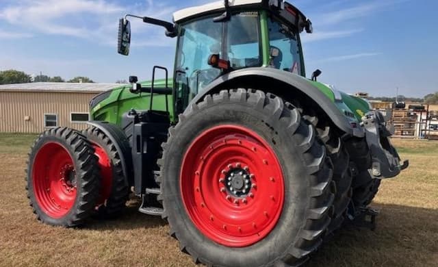 Image of Fendt 1038 Vario equipment image 3
